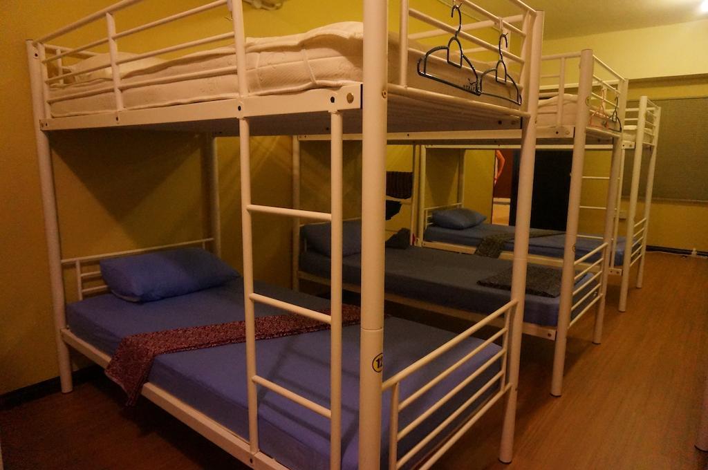 Best Bunk Beds Lodge Semporna Room photo